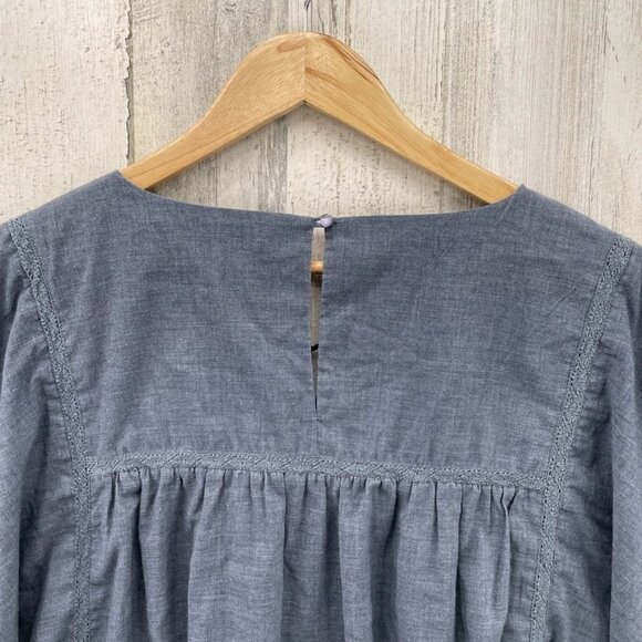 Romeo + Juliet Couture Top Womens Small Blue Chambray Cotton Blend‎ Embroidered - Picture 4 of 7